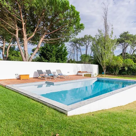 Luxury Summer In Сasa de vacaciones Estoril